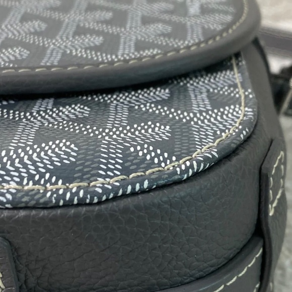 Authentic Goyard Goyardine Belvedere II PM Grey - Picture 7 of 11